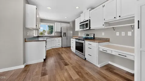2939 SW Reindeer Avenue Redmond OR 97756