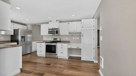 2939 SW Reindeer Avenue Redmond OR 97756