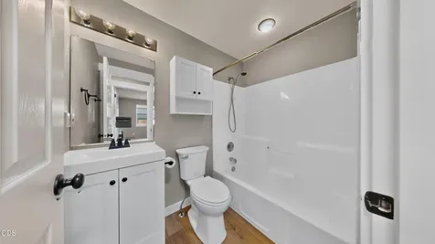 2939 SW Reindeer Avenue Redmond OR 97756