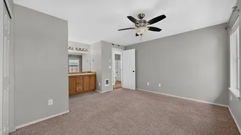 2939 SW Reindeer Avenue Redmond OR 97756