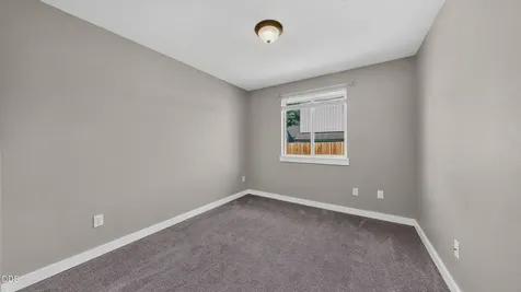 2939 SW Reindeer Avenue Redmond OR 97756