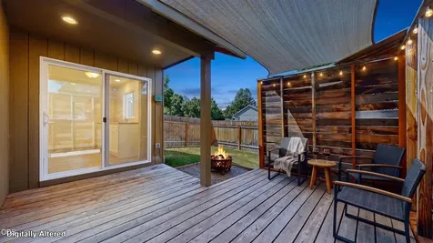 2939 SW Reindeer Avenue Redmond OR 97756