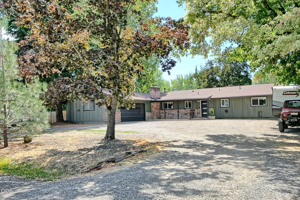 2162 Happy Valley Drive Medford OR 97501