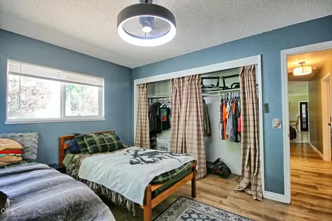 2162 Happy Valley Drive Medford OR 97501