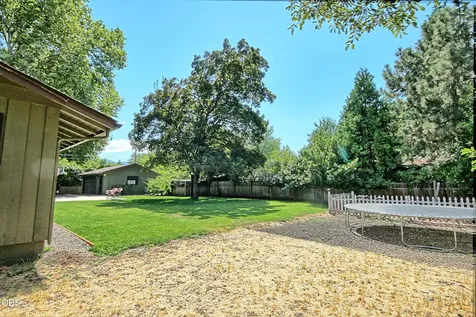 2162 Happy Valley Drive Medford OR 97501