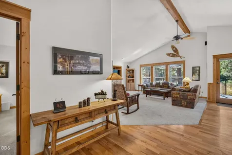 57641 Splitrock Lane Sunriver OR 97707