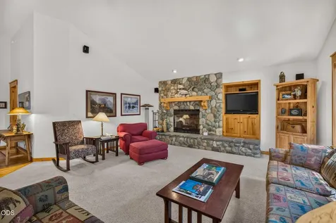 57641 Splitrock Lane Sunriver OR 97707