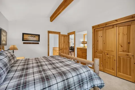 57641 Splitrock Lane Sunriver OR 97707