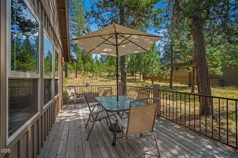 57641 Splitrock Lane Sunriver OR 97707