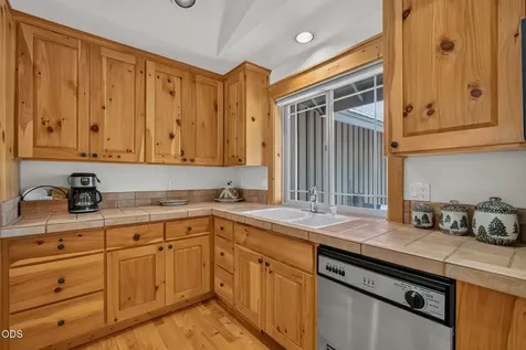 57641 Splitrock Lane Sunriver OR 97707