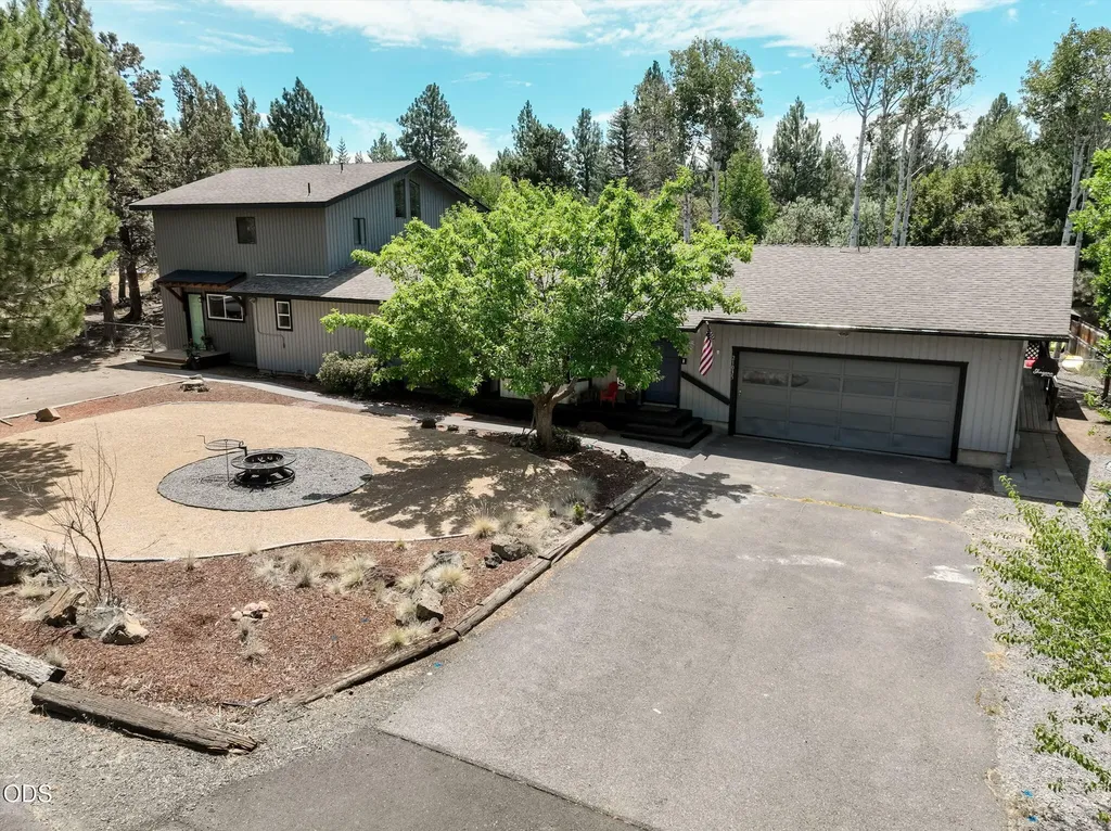 21035 Clairaway Avenue Bend OR 97702