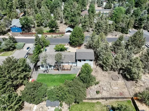 21035 Clairaway Avenue Bend OR 97702