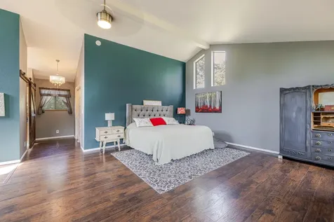 21035 Clairaway Avenue Bend OR 97702