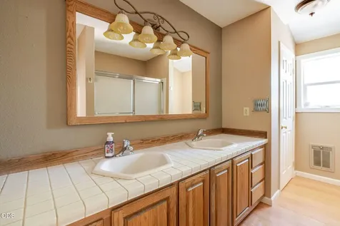 21035 Clairaway Avenue Bend OR 97702