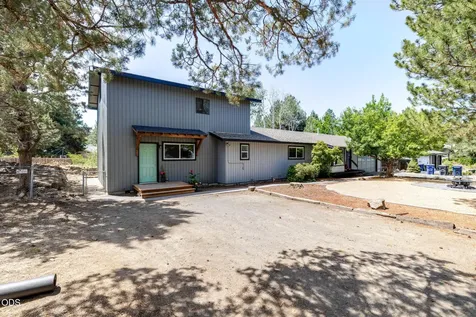21035 Clairaway Avenue Bend OR 97702
