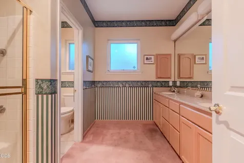 401 Golf View Drive Medford OR 97504