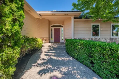 401 Golf View Drive Medford OR 97504