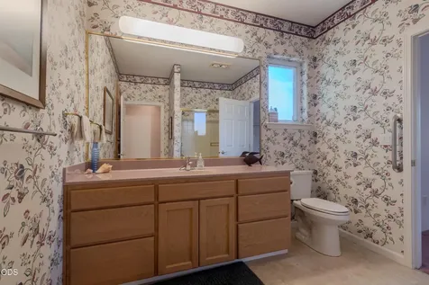 401 Golf View Drive Medford OR 97504
