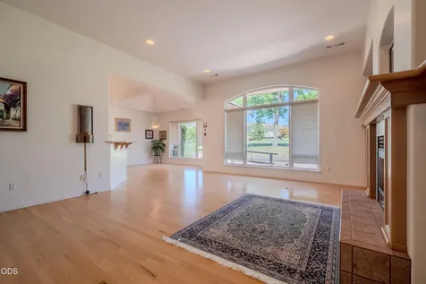 401 Golf View Drive Medford OR 97504
