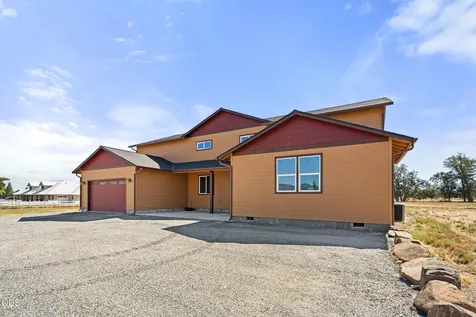 1213 Casino Road Medford OR 97501