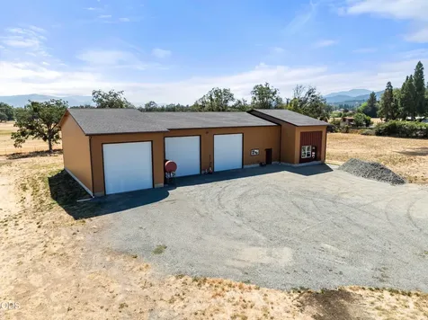 1213 Casino Road Medford OR 97501