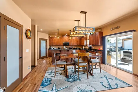 1213 Casino Road Medford OR 97501