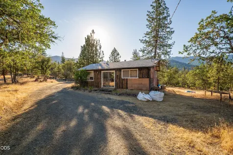 2659 Foots Creek L Fork Road Gold Hill OR 97525
