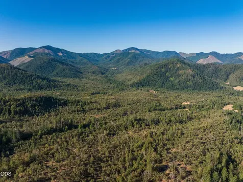 2659 Foots Creek L Fork Road Gold Hill OR 97525