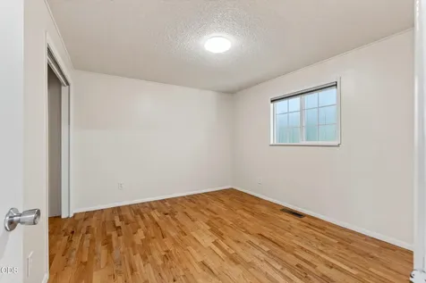 1730 SW Canyon Drive Redmond OR 97756