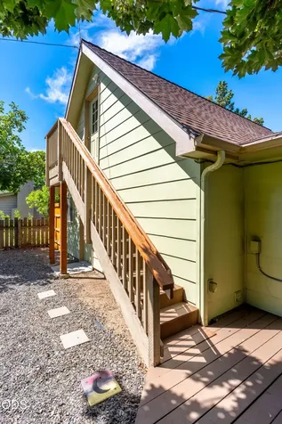 1730 SW Canyon Drive Redmond OR 97756