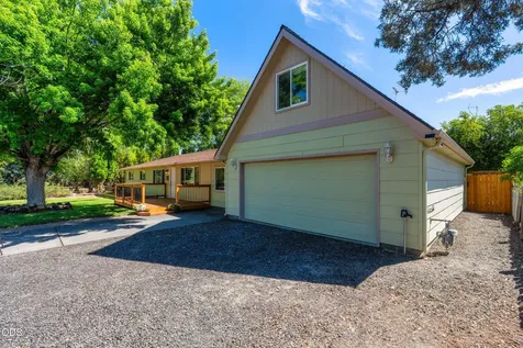1730 SW Canyon Drive Redmond OR 97756