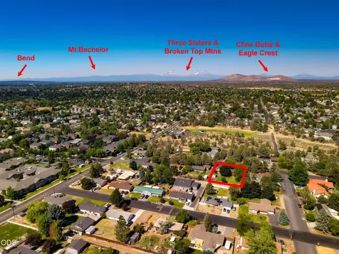 1730 SW Canyon Drive Redmond OR 97756