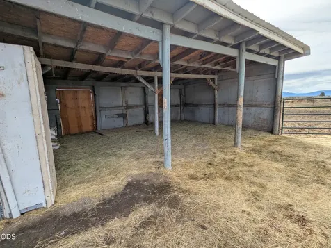 29277 Highway 97 N Chiloquin OR 97624