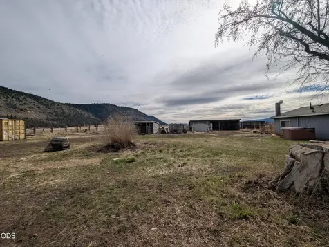 29277 Highway 97 N Chiloquin OR 97624