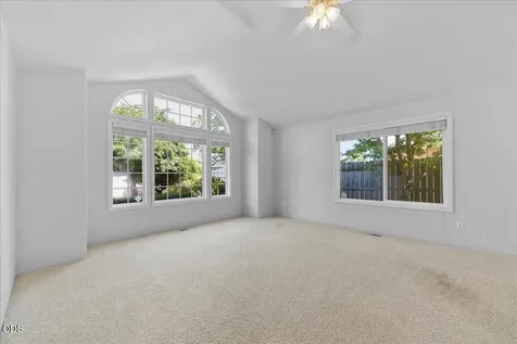 2736 Juanita Avenue Medford OR 97504