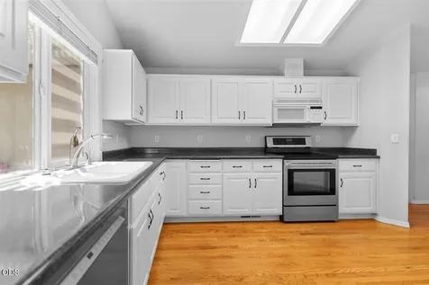 2736 Juanita Avenue Medford OR 97504