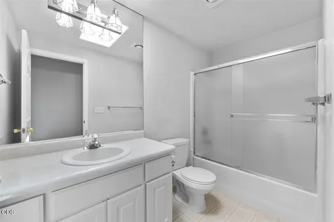 2736 Juanita Avenue Medford OR 97504