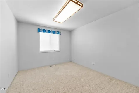 2736 Juanita Avenue Medford OR 97504