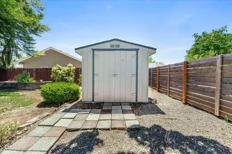 2736 Juanita Avenue Medford OR 97504
