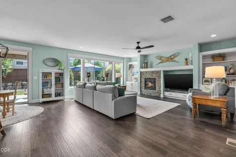20867 SE Sunniberg Lane Bend OR 97702
