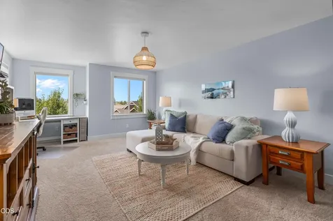 20867 SE Sunniberg Lane Bend OR 97702