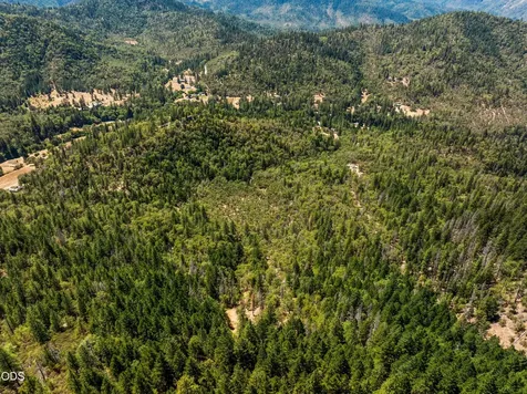 4199 Foots Creek Road Rogue River OR 97537