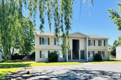 351 NW 17th Street Redmond OR 97756