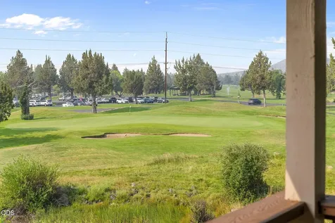 1141 Golden Pheasant Drive Redmond OR 97756