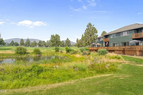 1141 Golden Pheasant Drive Redmond OR 97756