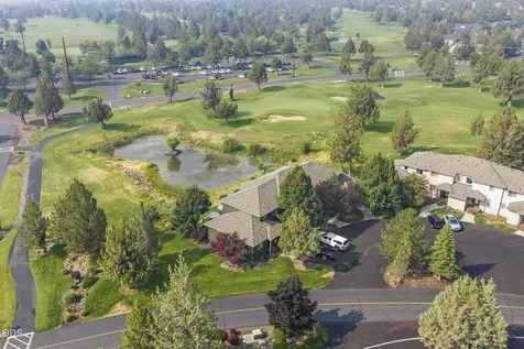 1141 Golden Pheasant Drive Redmond OR 97756