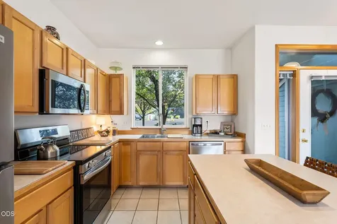 1141 Golden Pheasant Drive Redmond OR 97756
