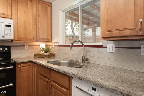 2225 SW 30th Court Redmond OR 97756