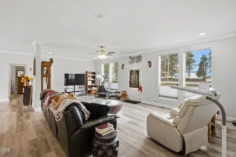 16760 Pine Place La Pine OR 97739