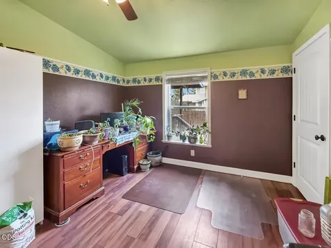 3737 NW Oak Avenue Redmond OR 97756